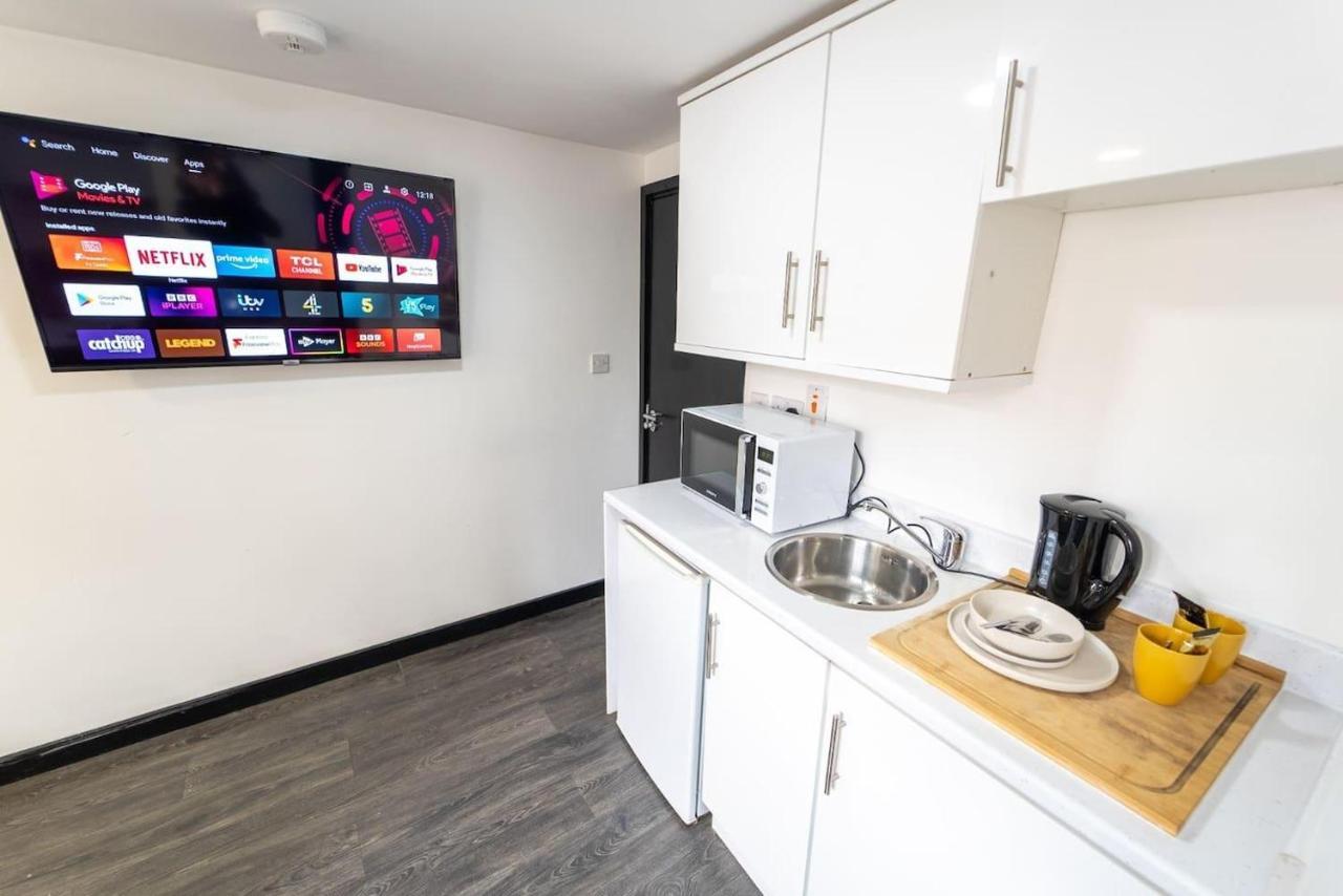 Studio Close To Selly Oak Train Station Birmingam Exterior foto